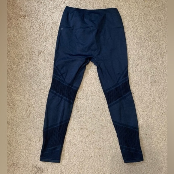 Fabletics Blue leggings with mesh design Size Small - Picture 4 of 5